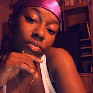 Meet your Posher, Leah